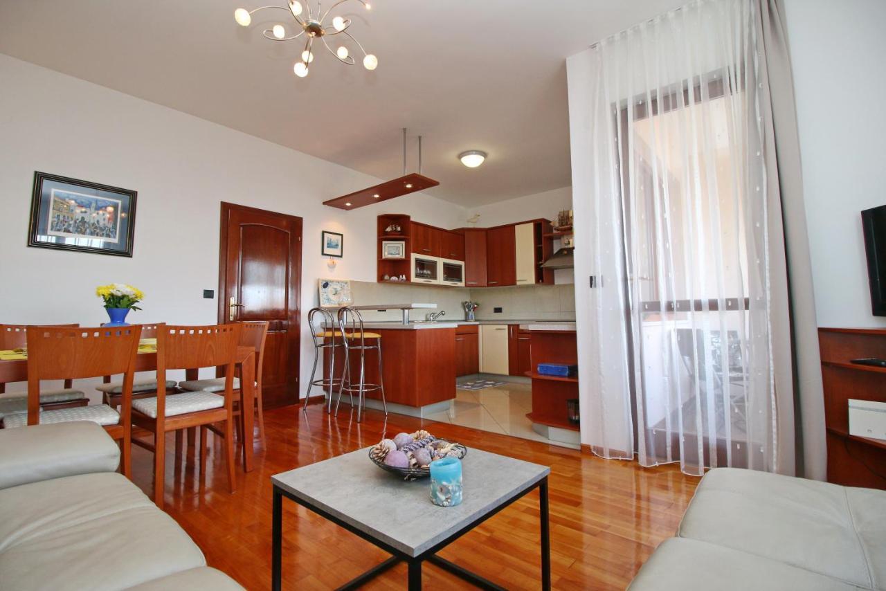 Polo Apartments Rovinj Eksteriør billede